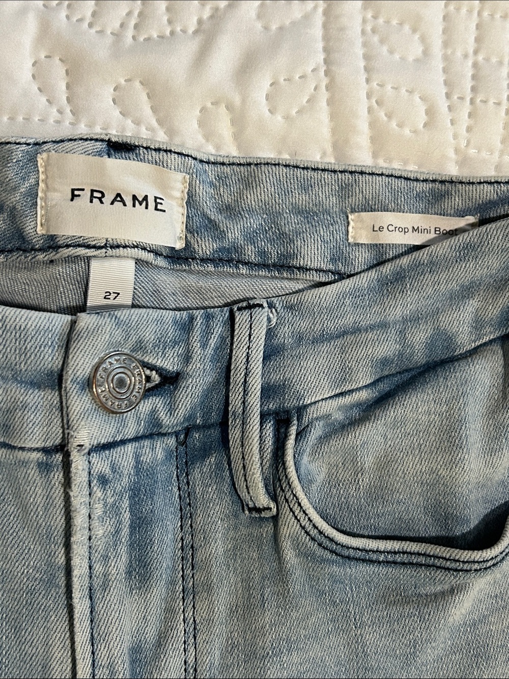 Frame Denim Light Blue ‘Le Crop Mini Boot’ Jeans with Raw Hem Sz: 27 - Picture 2 of 10